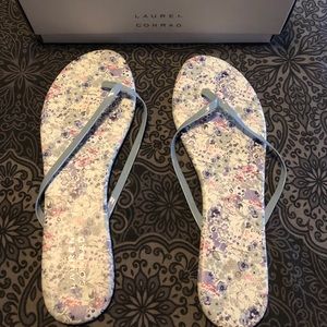 Lauren Conrad Floral sandals NWT sz 10